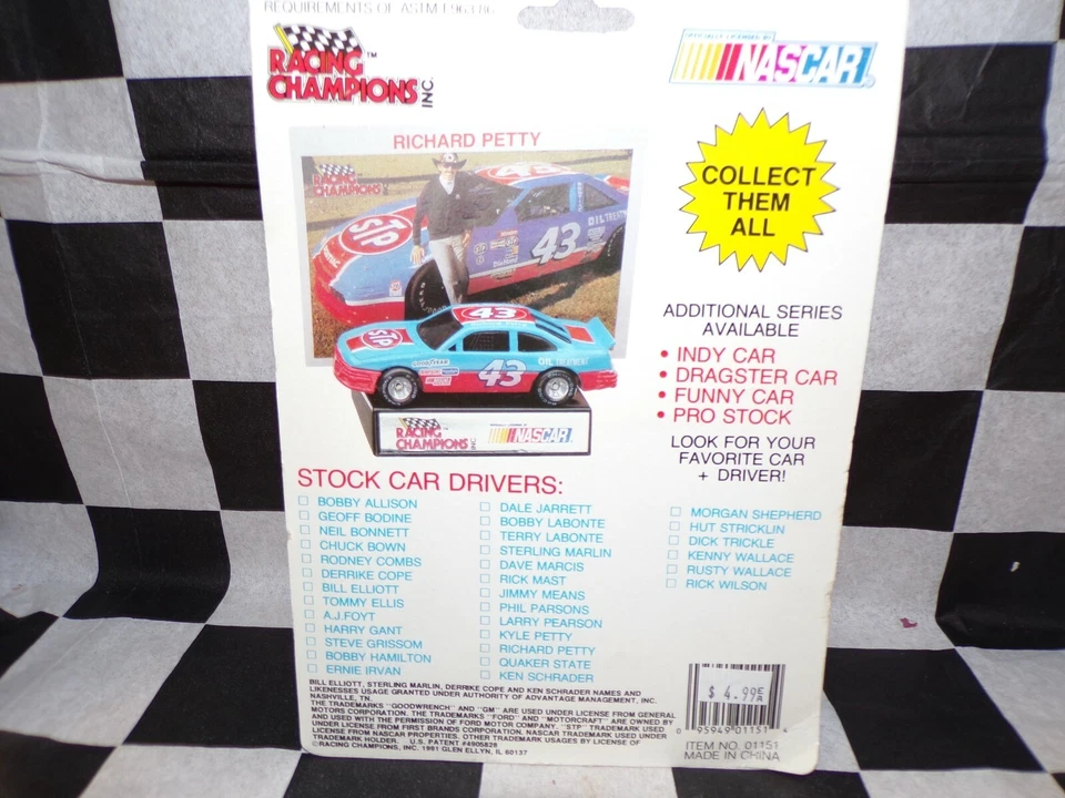 Ken Schrader #25 Good Year 1:64 Scala NASCAR Racing Champions Con Carta - Immagine 2 di 4