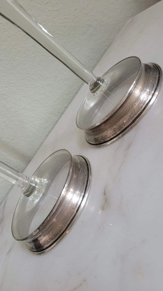 VTG PAIR 10 IN WALLACE TALL ETCHED CRYSTAL GLASS STERLING SILVER CANDLE HOLDERS  - Image 4 of 4