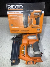 RIDGID 18V 18 Gauge 4Ah Brushless Brad Nailer - Orange R09891B