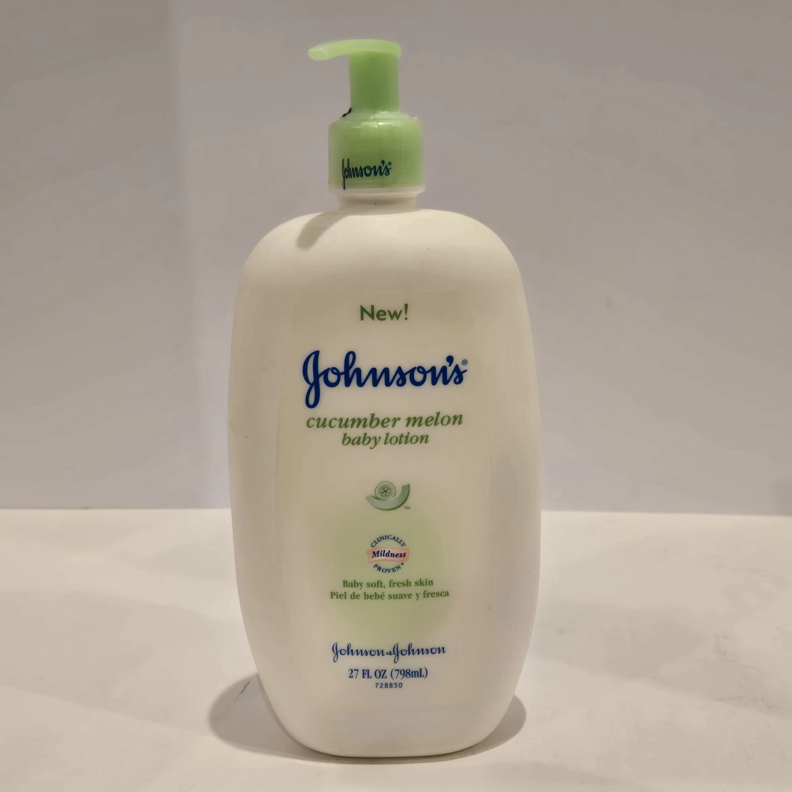 Johnson & Johnson Cucumber Melon Baby Lotion 27 fl oz SEALED
Opens in a new window or tab