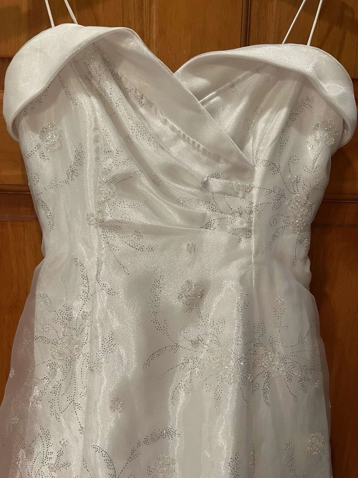 Blondie Nites white formal gown - Image 3 of 4