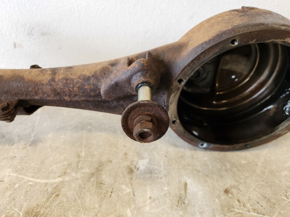 1984-1985 Mazda RX7 Big Bearing Rear Disc Brake Axle Housing | eBay