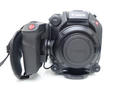 Canon EOS C300 Mark III Digital Cinema EF Camera Body 684 Hours *Please read
