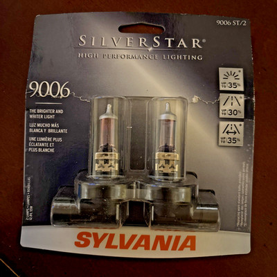 Sylvania Silverstar Headlight Bulbs, 2 Pack, 9006 ST/2