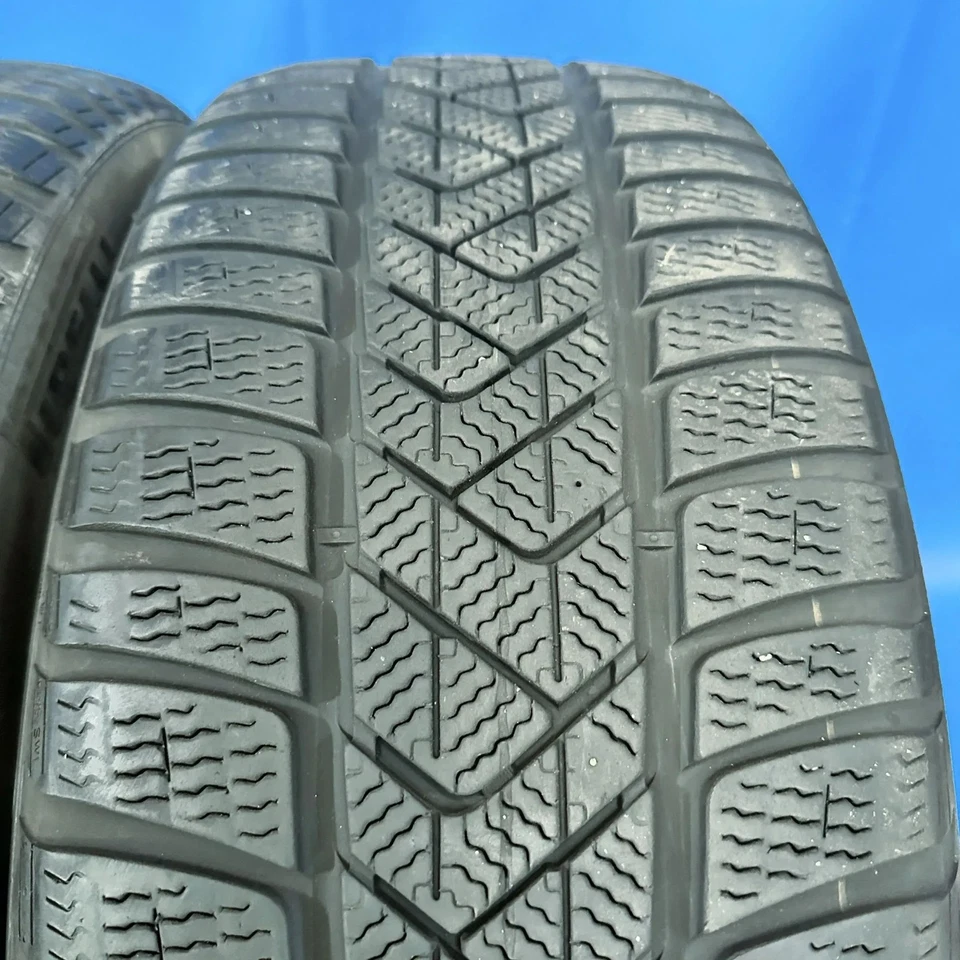 2x Winterreifen 245 45 R20 103V XL Pirelli Sottozero 3 * Runflat DOT 21 5.50 mm - Bild 3 von 3