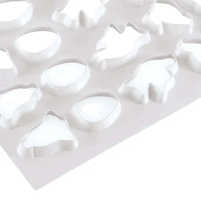 Emporte-Pièce De Pâques Avec Des Formes De Pâques En Plastique - PADERNO - Photo 1/4