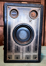 Brownie Vintage Box Camera Six-16 Junior