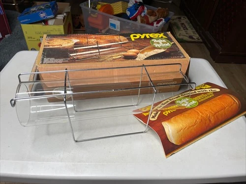 Vintage Pyrex By Corning Round Glass Baking Dish Bake A Round