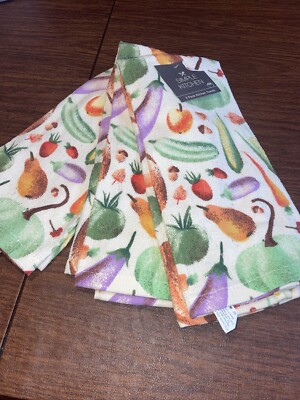 NWT~ THREE Pack Of Kitchen Towels ~ Vegetables ~ 15  x 25 