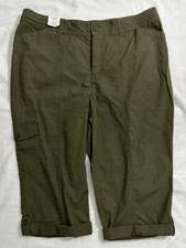 Croft Barrow Green Stretch Capri Cargo Secretly Slimming Pants Size 10 NEW