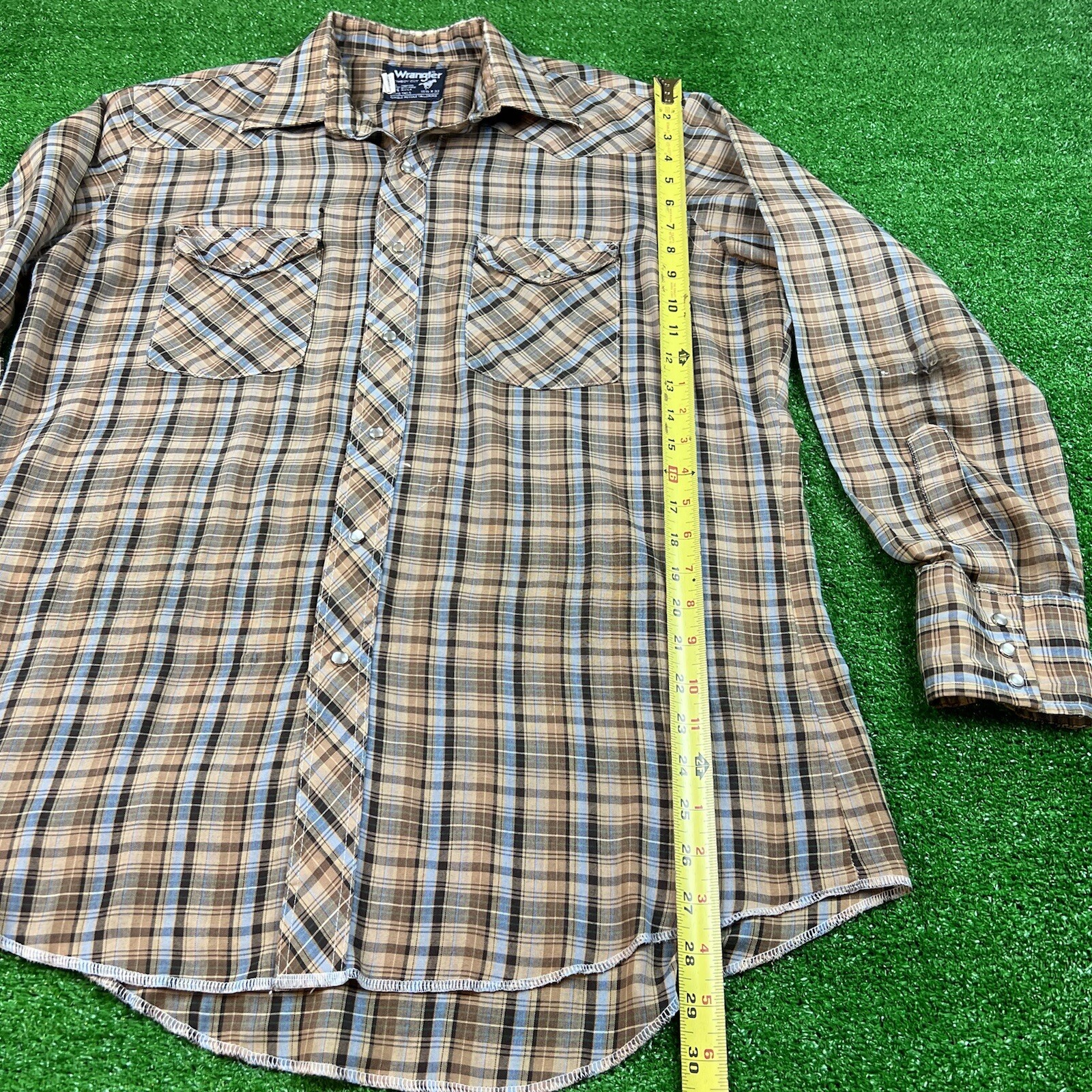 Vintage Wrangler Denim Western Shirt Pearl Snaps Union Made USA Mens 16