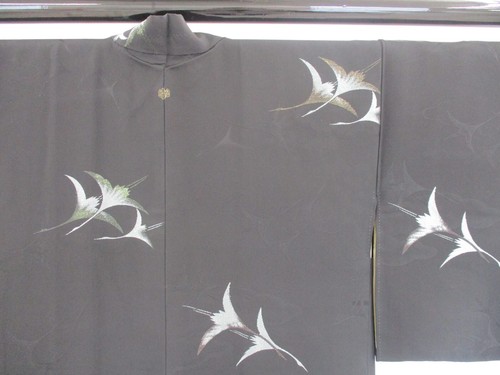 Chaqueta Kimono Haori Japonesa Vintage Seda Negra Cresta Familiar Altura 31.1 pulgadas - Imagen 18 de 23