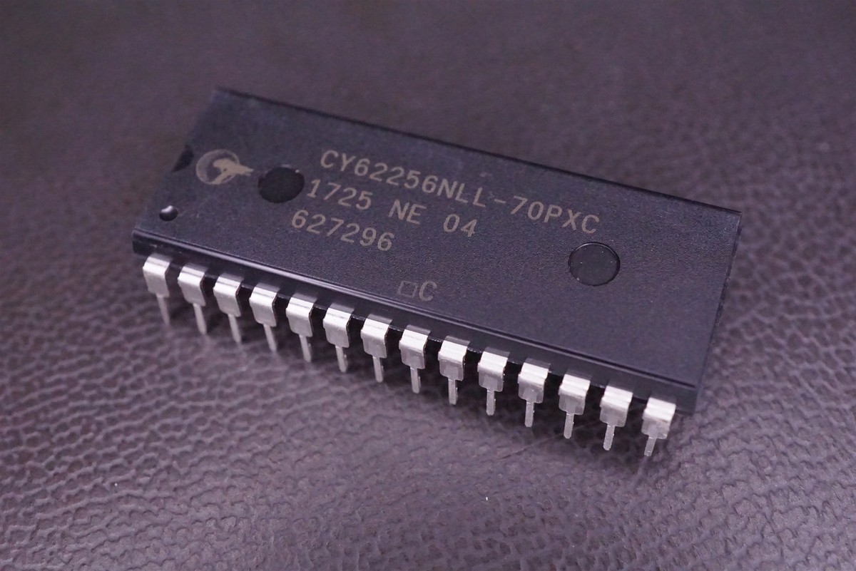 CY62256NLL-70PXC Cypress Static RAM SRAM 256Kb 32K x 8 CY62256NLL-70PXC Cypress Static RAM SRAM 256Kb 32K x 8