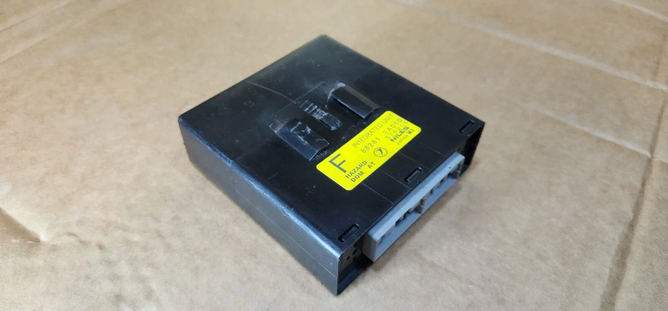 02-08 Subaru Forester JDM RHD Integrated Unit Module 88281 SA010 OEM - Image 2 of 4