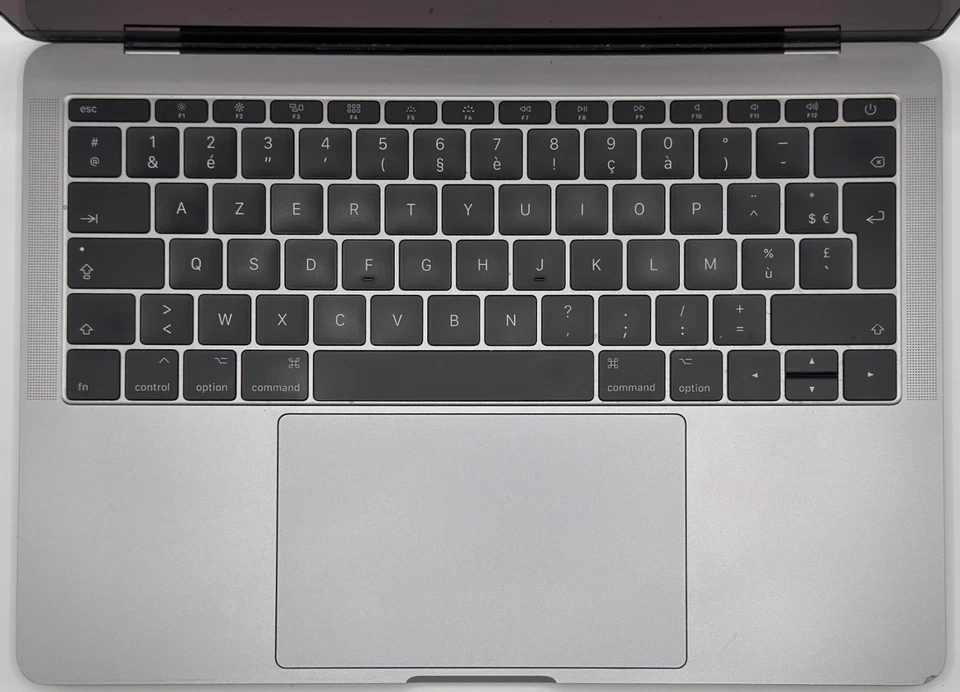 MacBook Pro 13” (Mi-2017) – i5 2,3 GHz – 8 Go – 128 Go - Gris Sideral - Photo 4/4