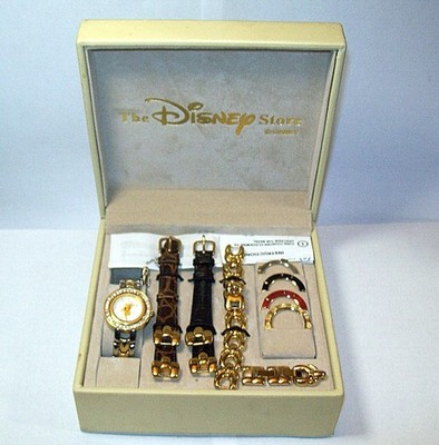 NEW Disney Store vintage Winnie-the-Pooh Ladies Watch Set fit 6.0-6.25'' Serviced