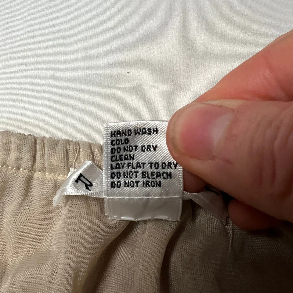 Maxi Falda Rafael XL Plisada Arrugada Tostada Neutra Cintura Elástica Informal Monocromática Foto 3 de 4