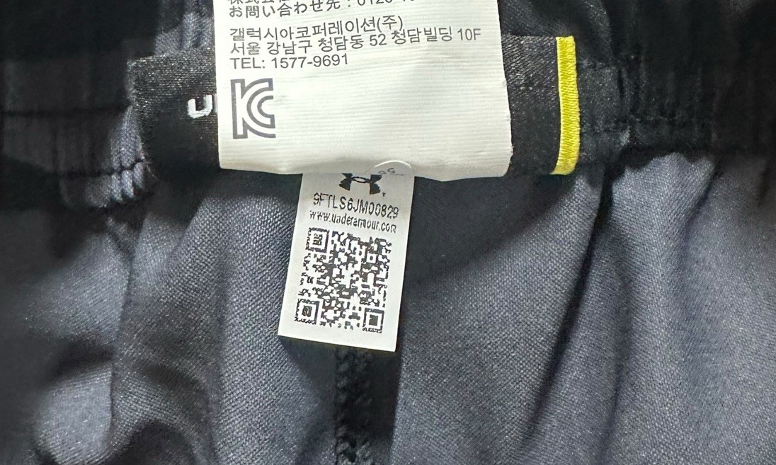 NEW Under Armour Mens Loose Tapered Zippered Cargo Pants Black Gray Camo Size M thumbnail 12