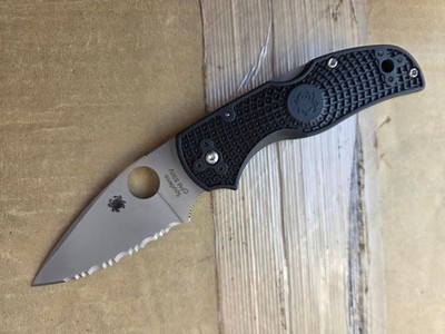 BLEMISHED - Spyderco Native 5 Satin Serrated CPM-S30V Blade Black FRN C41SBK5