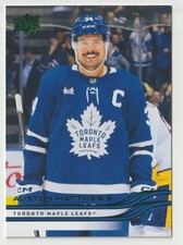 2025-26 UPPER DECK HOLIDAY GREEN PARALLEL CANADA EXCLUSIVE AUSTON MATTHEWS