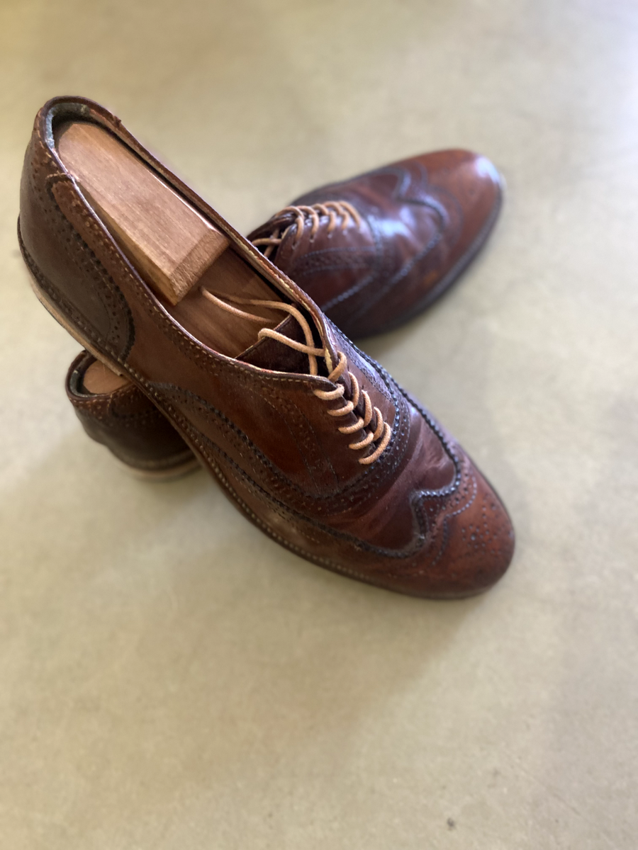 J Shoes Charlie Wingtip Oxfords Brown Distressed Leather Mens Lace Up Shoe Sz 11 J Shoes Mens Charlie Oxford Wingtip Dress Shoes Brown  main image 2