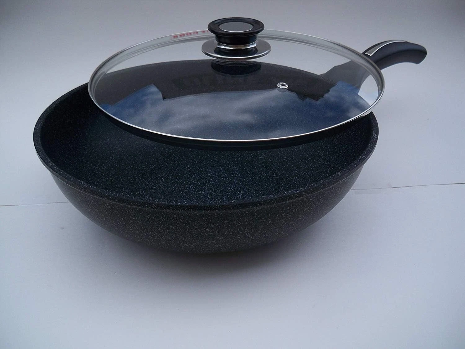 Ceramic Marble Coated Cast Aluminium Non Stick Wok With Glass Lid 30 CM