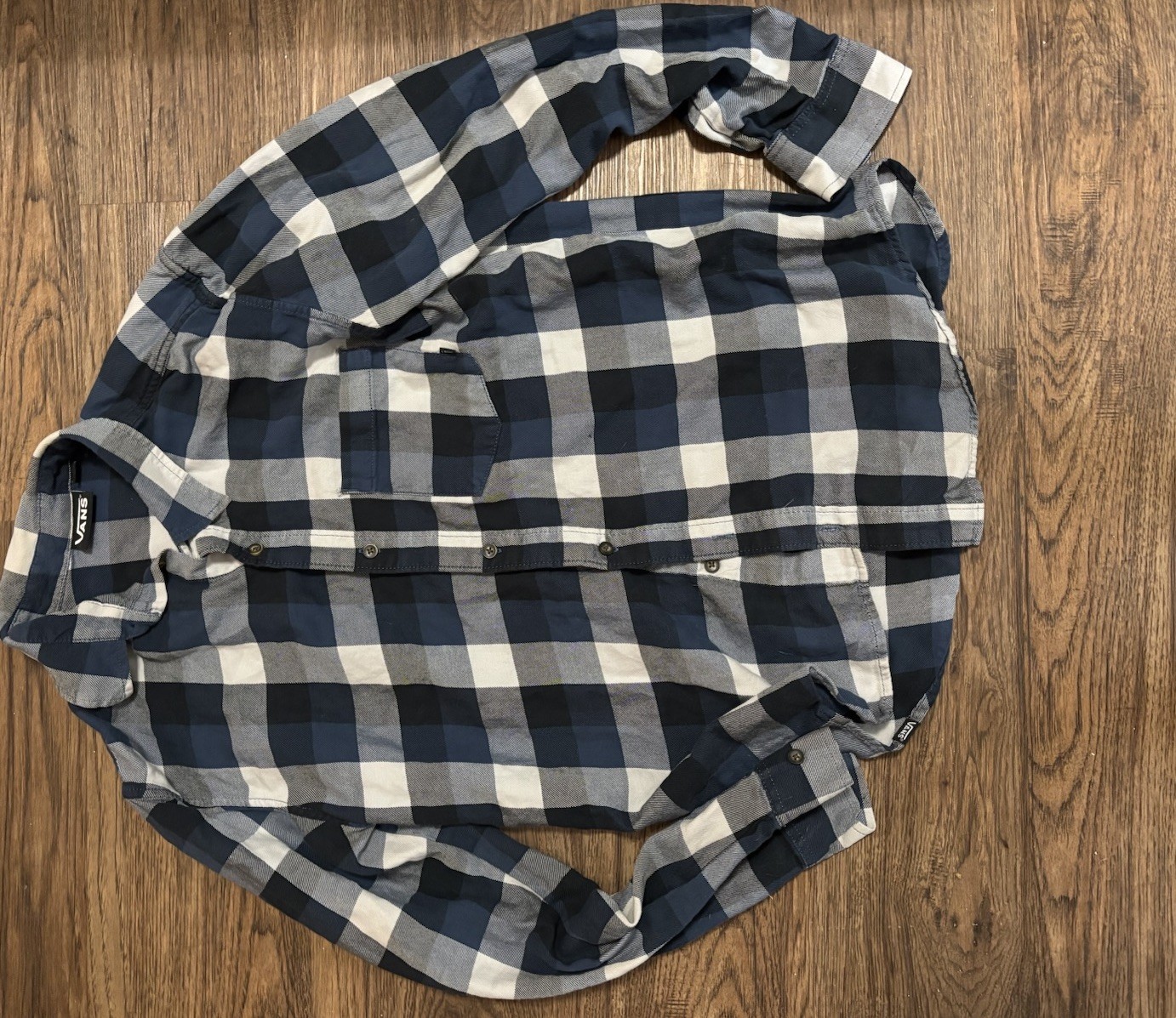 2 Vans Flannels Size Medium - image 5