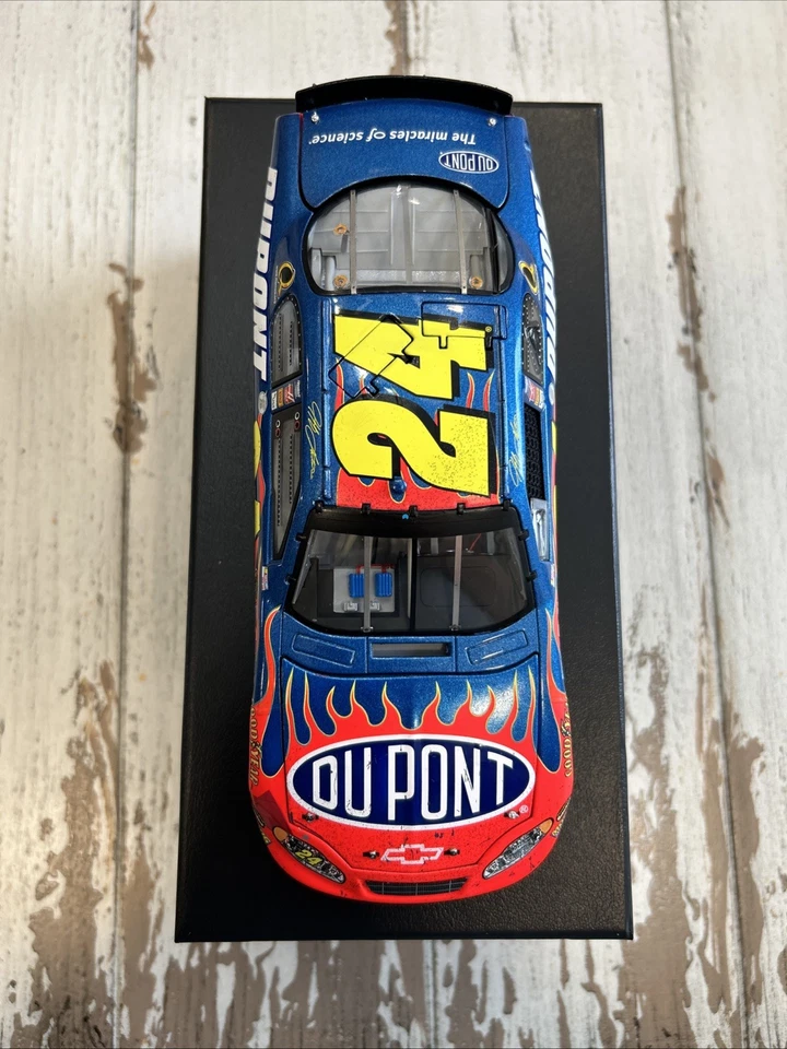 Jeff Gordon 2005 Elite #24 Martinsville Race versión ganadora Dupont/408 ¡Xraro!! Foto 3 de 4