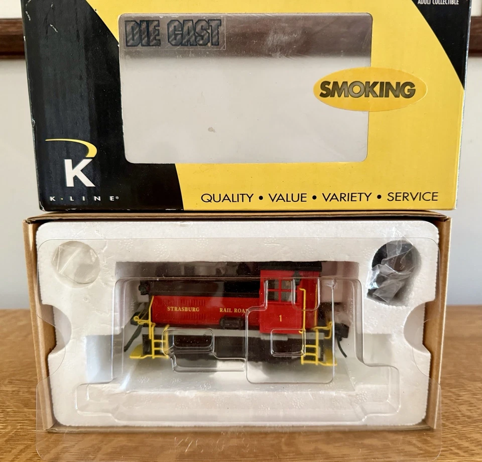 K-LINE #K2630-20 - Strasburg Railroad Plymouth Diesel Switcher - LN/Box - Image 2 of 4