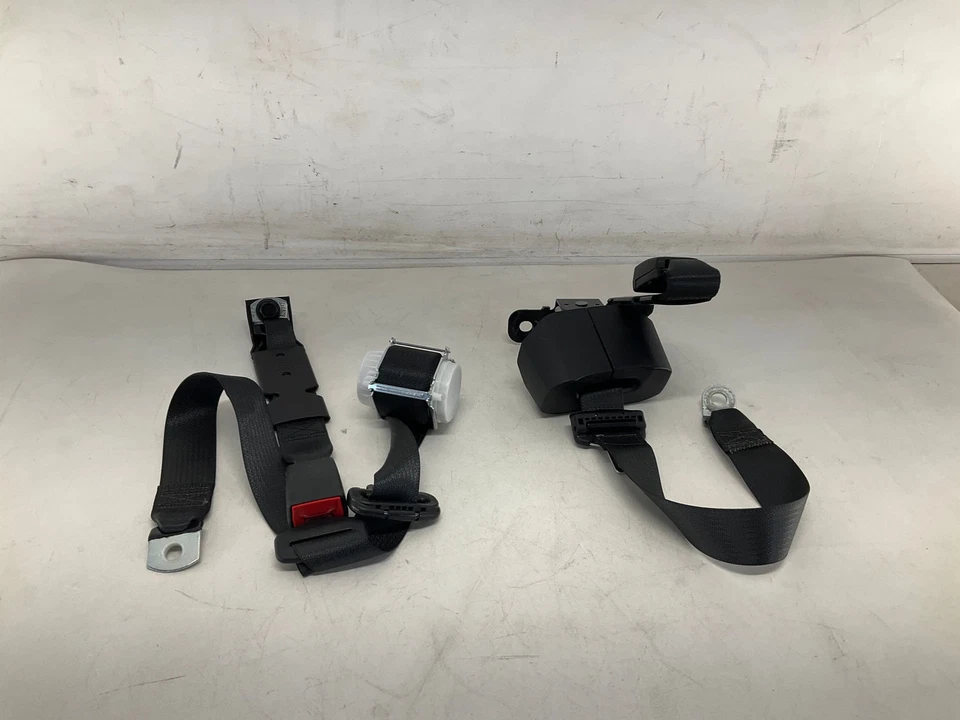 Пара натяжителей задних левых или правых и центральных ремней безопасности 23–25 Dodge Ram 2500 от оригинального производителя см - Изображение 2 из 4