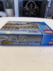 LEGO City: Flexible Tracks (7499)