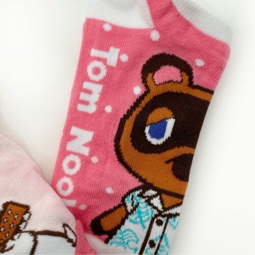 Animal Crossing Womens No Show Socks Nintendo Video Game Tom Nook Isabelle Gift - Picture 7 of 8