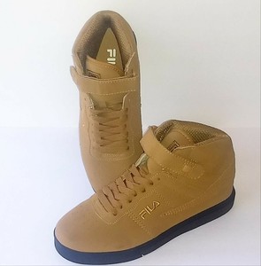 fila tan sneakers