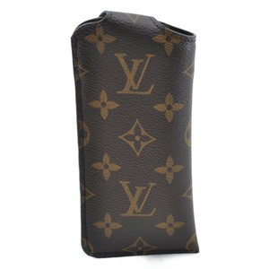 louis vuitton etui lunettes mm