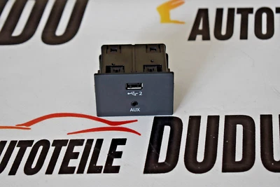 Original AUDI A3 8V Q2 GA USB AUX Adapter Media Ports USB Anschluss 8V0035708 - Bild 1 von 4