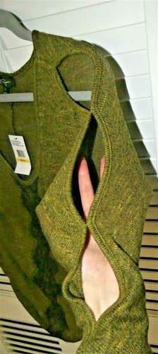 Jessica Simpson Rochelle Top - BNWT - Olive - Size M - Brand NEW - Picture 3 of 12