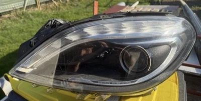 Optique de Phare Mercedes Classe B200 2013 - Photo 1/3