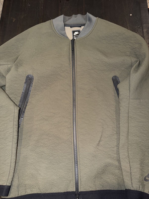 Nike TECH PACK Olive Jacket - Special Edition - DRI FIT - RARE