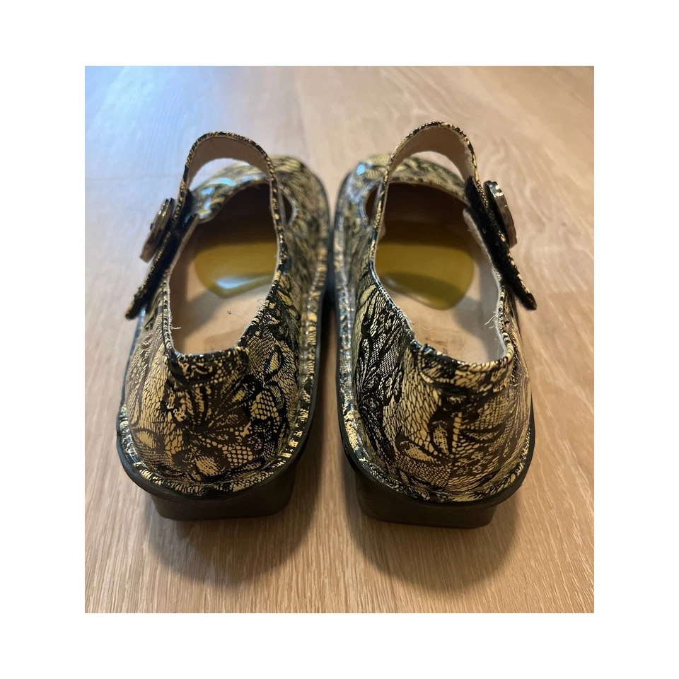 Alegria Paloma Blanco y Negro Patente Encaje Floral Mary Jane’s Talla 38 Foto 4 de 4