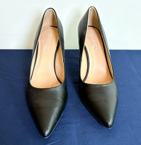 Rouge Helium Women's Black Solid Pointed Toe Stiletto Pumps Synthetic 7.5