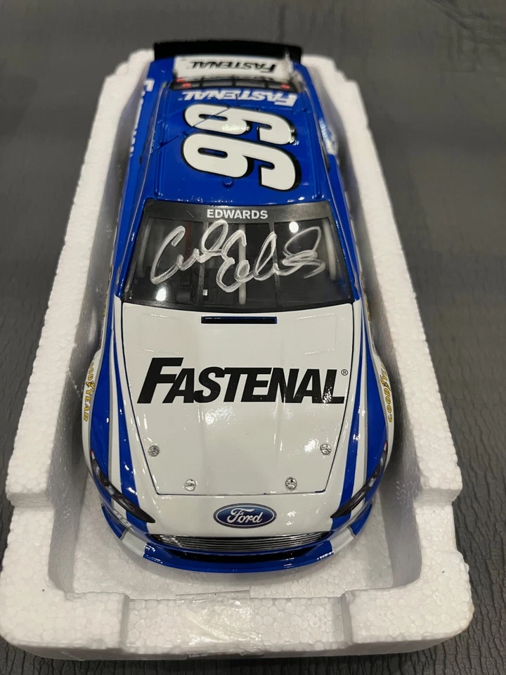 SIGNED 2013 #99 Carl Edwards Fastenal Autographed 1/24 NASCAR Action Diecast - Image 4 of 4