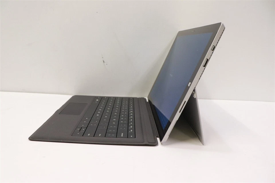 Microsoft Surface Pro 3th Gen i5 CPU  128GB SSD no charger cable or no charger - Image 4 of 4