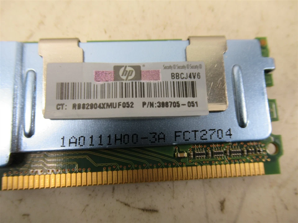 Lote de 6 módulos HP RAM 398705-051 512MB DDR2 667 CL5 SDRAM MT9HTG6472FY-667B4D3 Foto 3 de 4