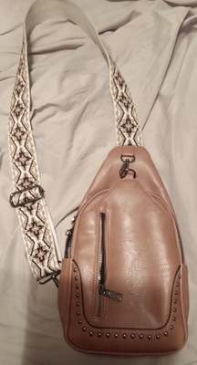 Sam & Hadley over the shoulder bag