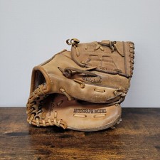 Wilson A2270 Richie Zisk Snap Action Baseball Glove RHT Youth
