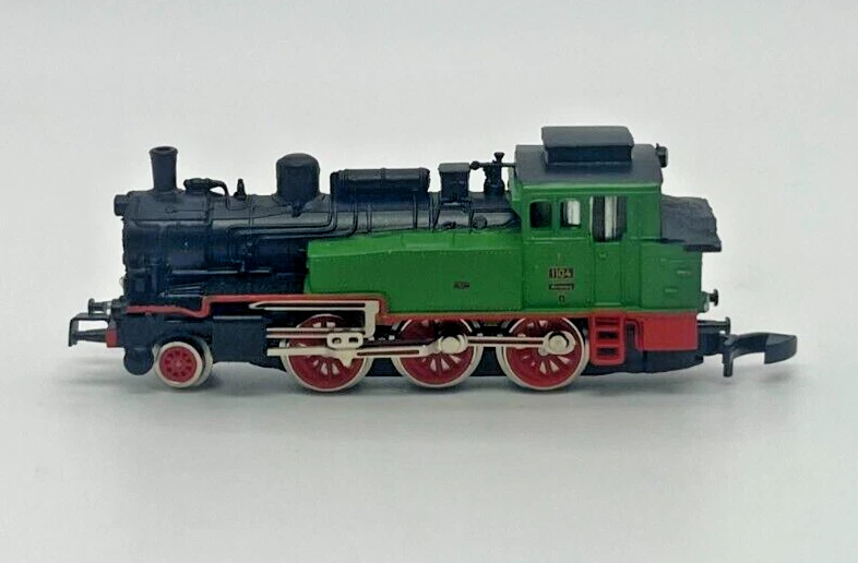 Z Scale Marklin 8897 Green & Red 5 Pole Motor Original Box - Image 3 of 4