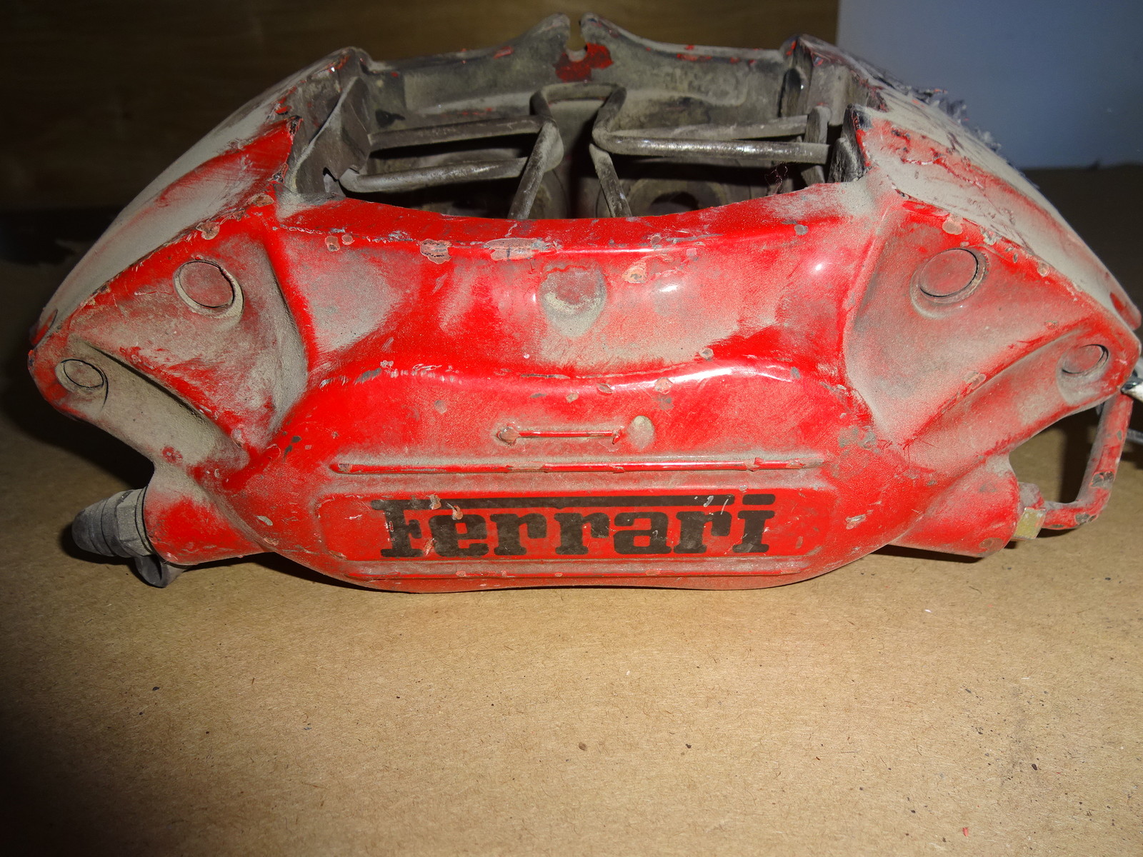 Ferrari 550 575 - LH left Rear Brake Caliper - Brembo Red # 175942