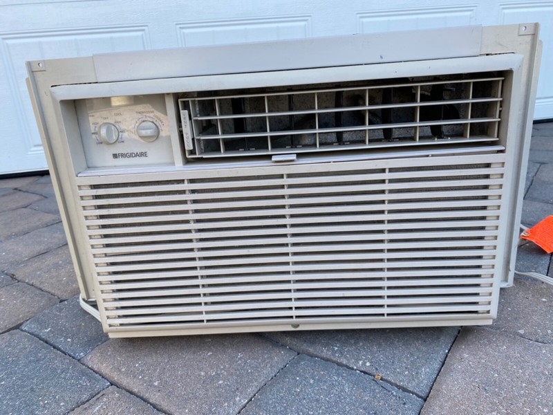 WESTINGHOUSE Window Air Conditioner*PICK UP IN COLLIER COUNTY,FL