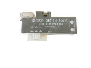 VW Golf 3/4 Cabrio / Polo usw. Lüftersteuergerät 357919506E