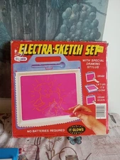 Vintage Electra Sketch 1984 Straco Etch A Sketch Toy Drawing Education Nice 